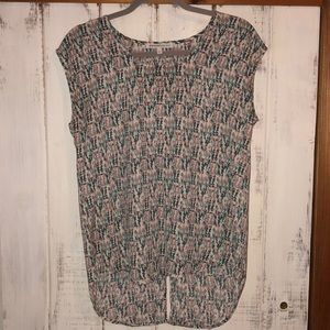 Silky sleeveless Blouse